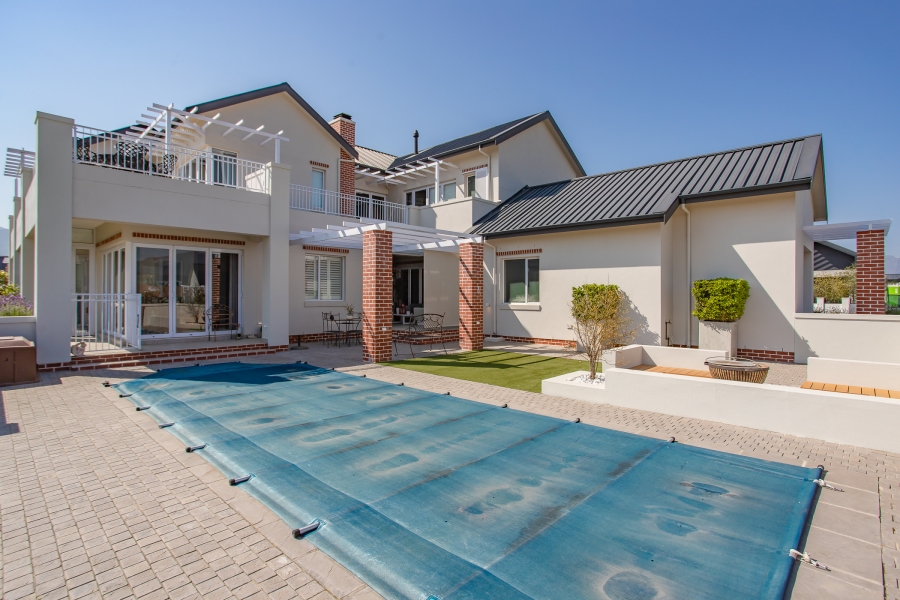 5 Bedroom Property for Sale in Val De Vie Estate Western Cape